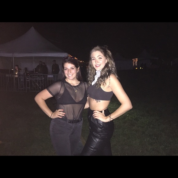 Meet your Posher, Taylor - Picture 5 of 5